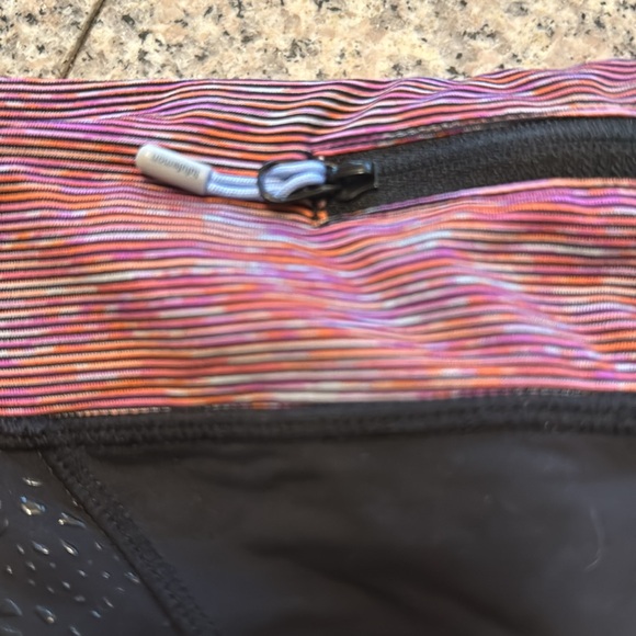 Lululemon What the Sport shorts size 4 NWOT - Picture 6 of 7